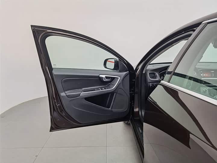 Volvo S60 2018 S 60 L T 4 — фото 8
