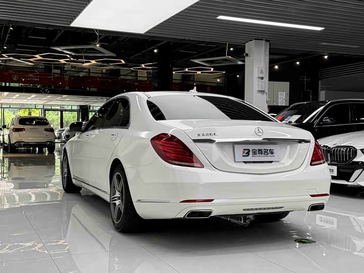 Mercedes-Benz S-Class S 320 L — фото 13