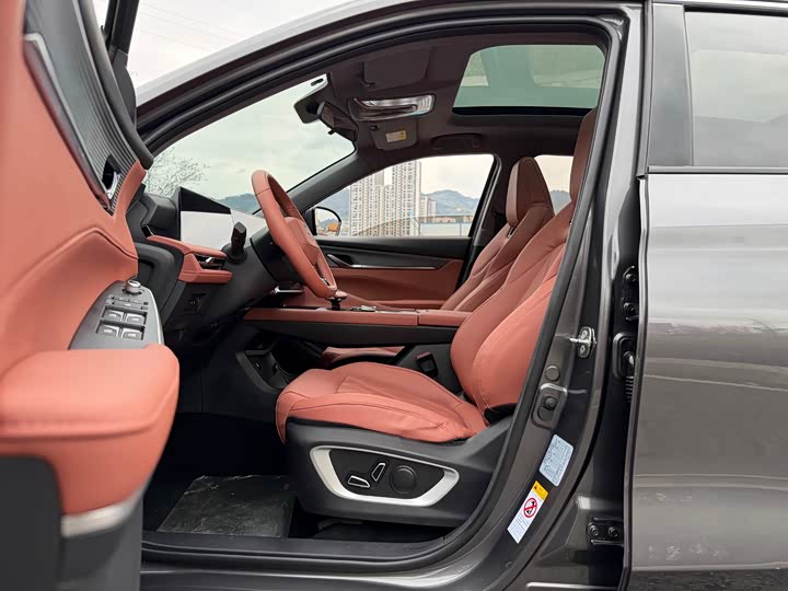 Changan CS75 PLUS 2023 1.5 T ATPremium — фото 7