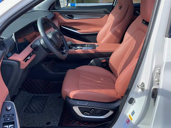 Changan CS75 PLUS 2024 2.0 T — фото 17