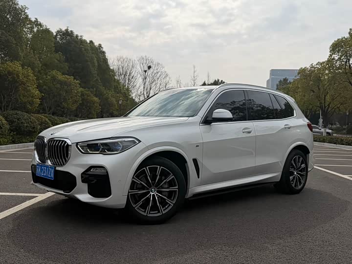 BMW X5 2020 x Drive 40i M — фото 1