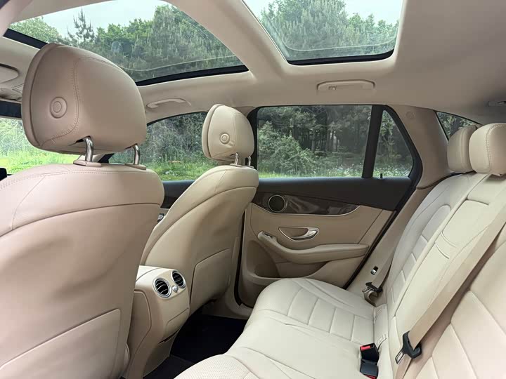 Mercedes-Benz GLC 2016 GLC 260 4 MATIC Luxury — фото 6