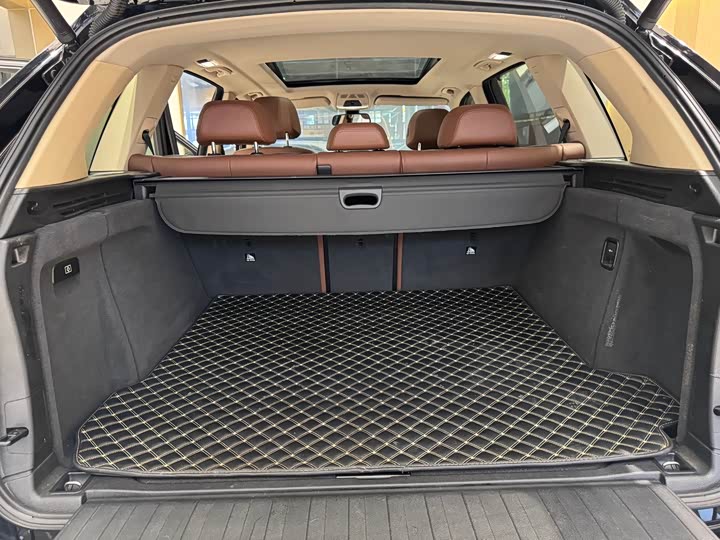 BMW X5 2018 x Drive 35i — фото 18
