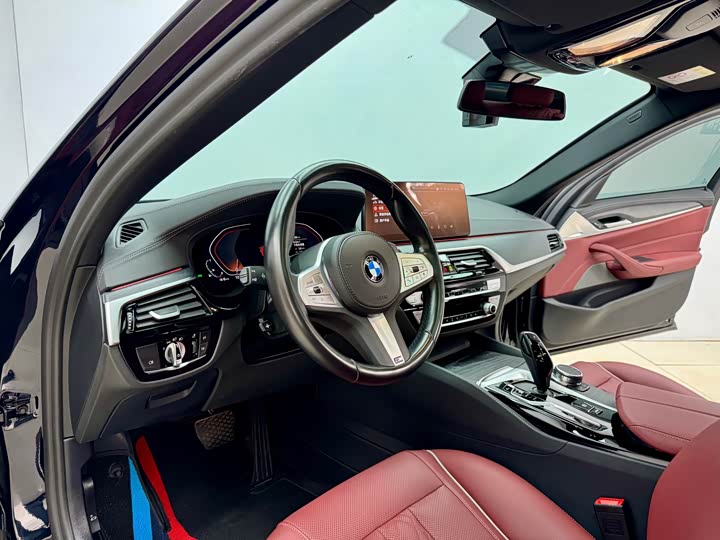 BMW 5-Series 2022 530 Li Leading M — фото 7
