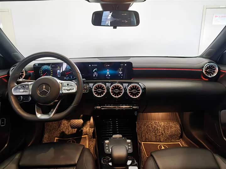 Mercedes-Benz A-Class 2022 A 200 L — фото 13