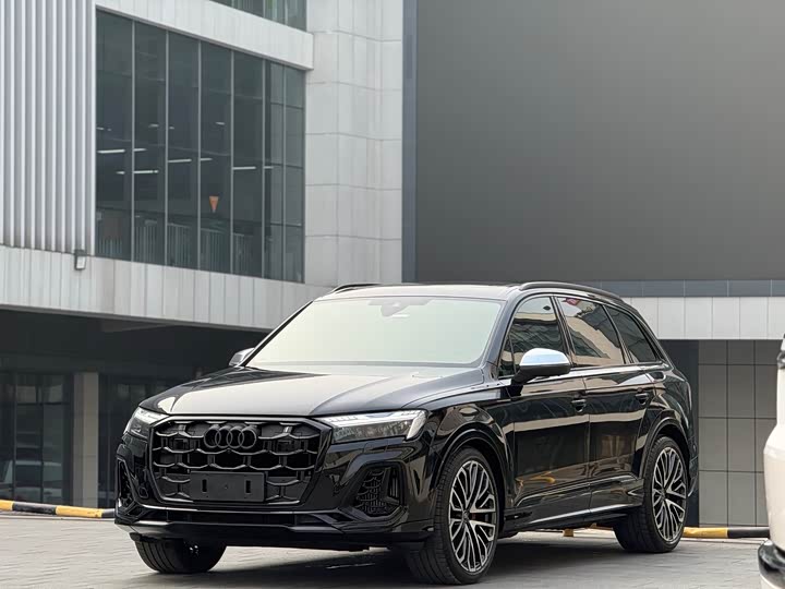 Audi SQ7 2024 4.0 TFSI — фото 6