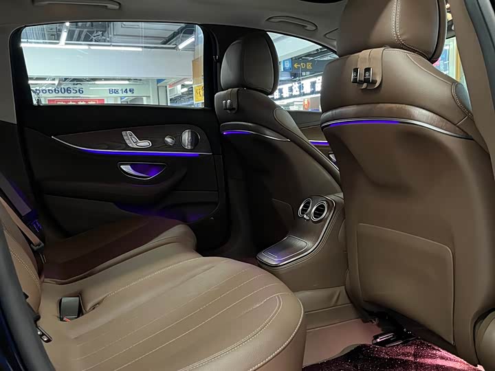 Mercedes-Benz E-Class 2023 E 300 L Luxury — фото 13