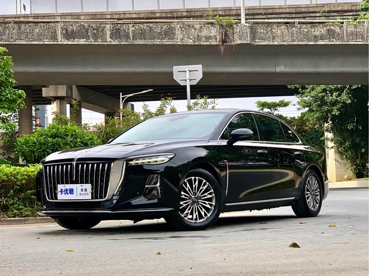 Hongqi H5 2024 1.5 T DCT — фото 1