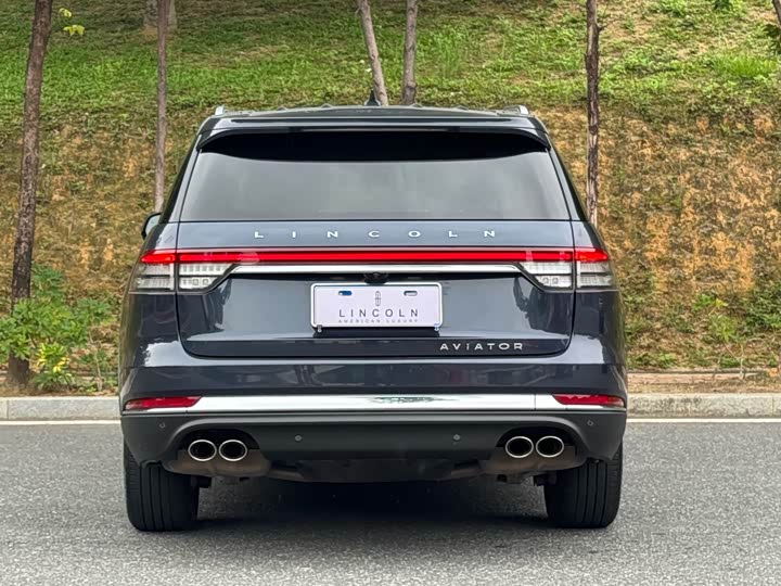 Lincoln Aviator — фото 8