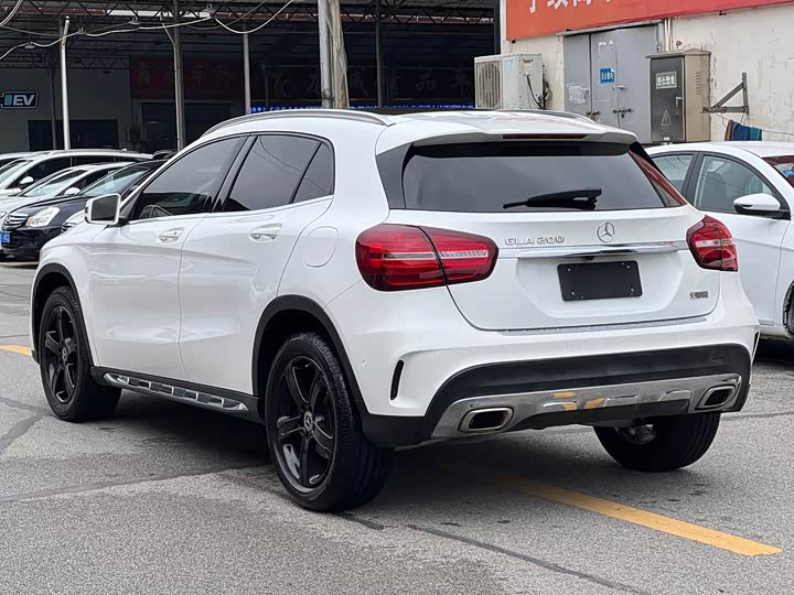 Mercedes-Benz GLA 2019 GLA 200 — фото 5