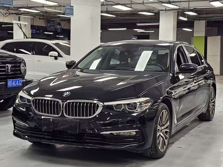 BMW 5-Series 2018 528 Li