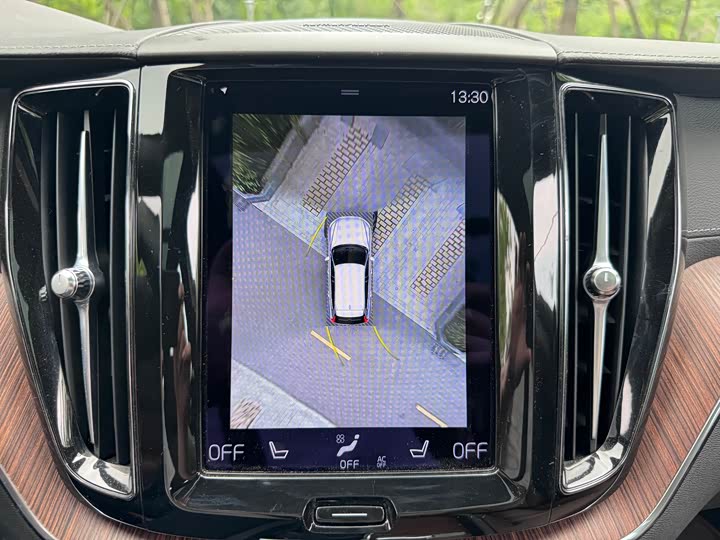 Volvo XC60 2021 T 5 4 WD — фото 20