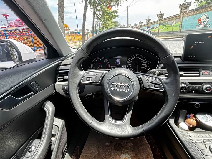 Audi A4L 2017 Plus 40 TFSI — фото 11