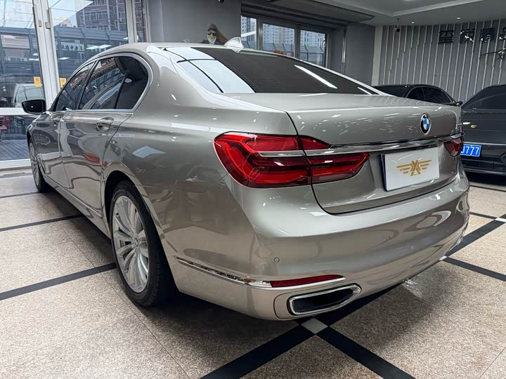 BMW 7-Series 2016 730 Li Leading — фото 7