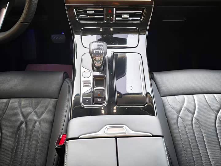 Trumpchi M8 2024 400 T — фото 14