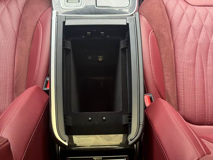 Hongqi HS5 2023 2.0 T Pro — фото 13