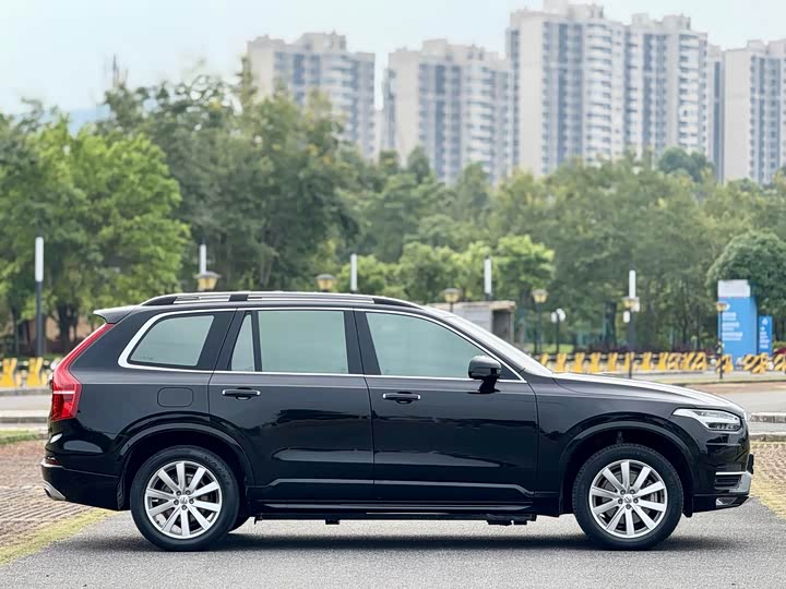 Volvo XC90 2016 T 5 7 — фото 4