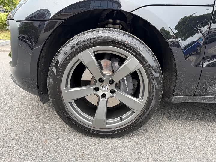 Porsche Macan 2026 Macan 2.0 T — фото 5