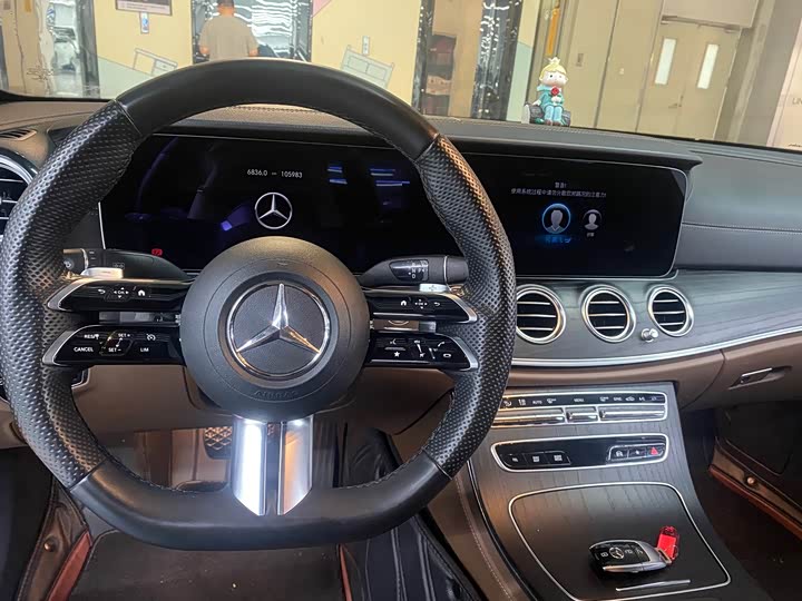 Mercedes-Benz E-Class E 300 L люкс — фото 7