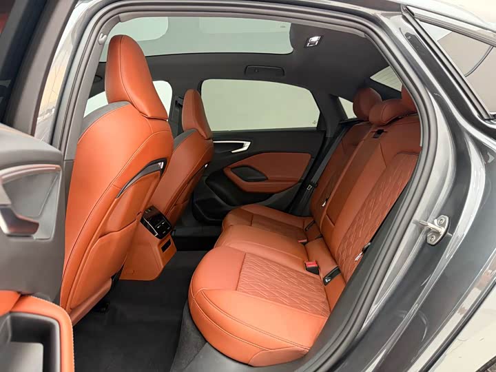 Audi A5L 2026 2.0 T Plus — фото 17
