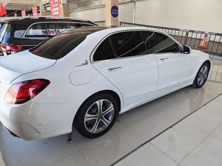 Mercedes-Benz C-Class 2020 C 260 L — фото 4