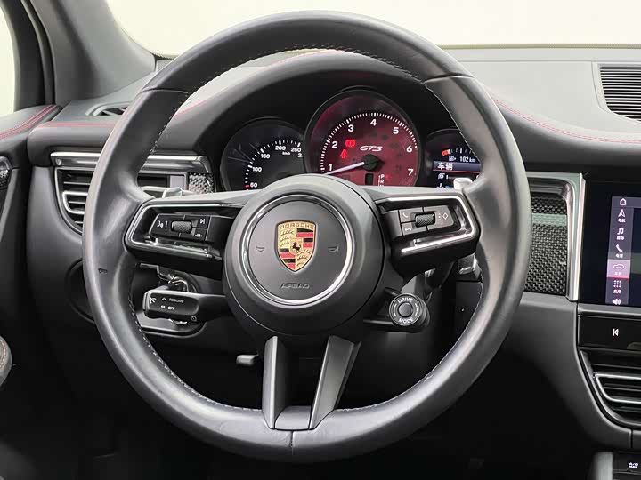 Porsche Macan 2023 Macan GTS 2.9 T — фото 29