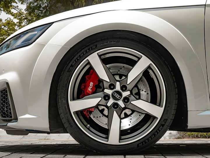 Audi TT 2017 TT RS 2.5 T Coupe — фото 13