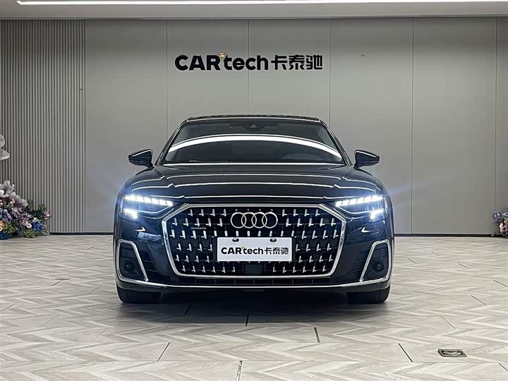 Audi A8 2023 A 8 L 45 TFSI quattro Luxury — фото 3