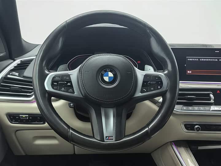 BMW X5 2019 x Drive 40i M — фото 11