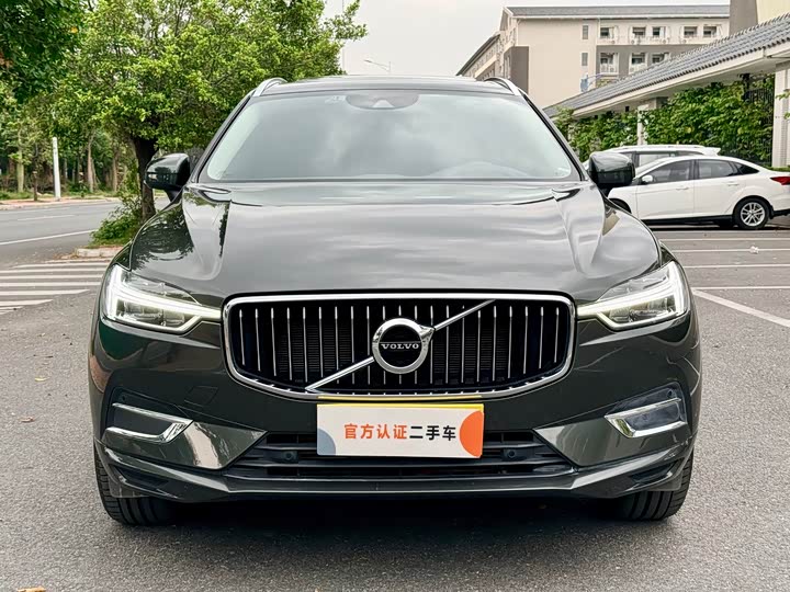 Volvo XC60 2020 T 5 4 WD — фото 2