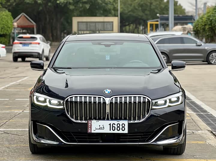 BMW 7-Series 2021 740 Li x Drive — фото 2