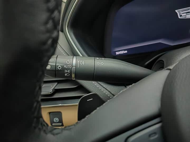 Cadillac CT 5 2021 28 T Premium — фото 21