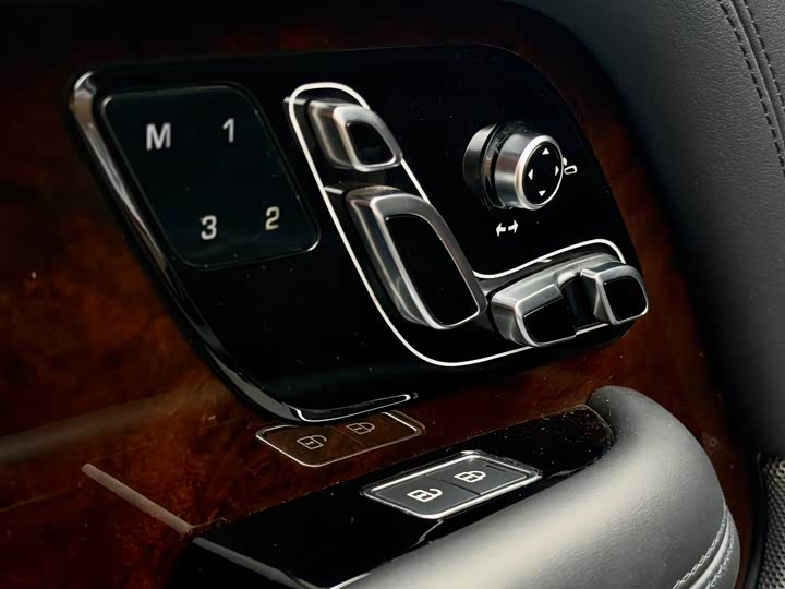 Land Rover Range Rover — фото 11