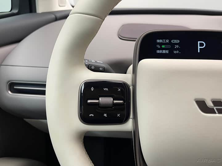 Li Auto i8 2025 — фото 18
