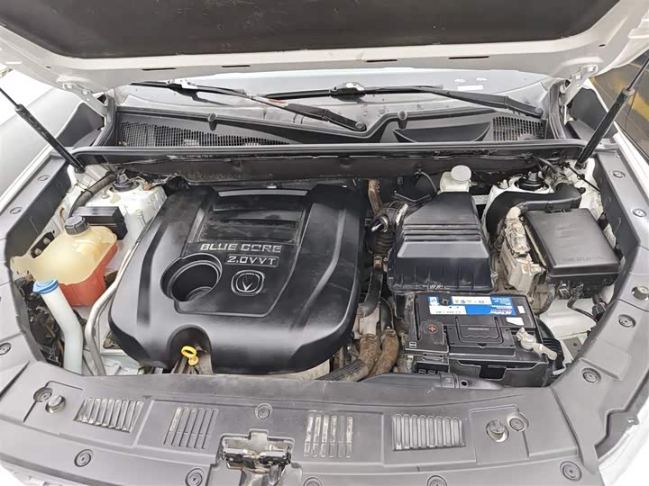 Changan CS75 2016 2.0 L MTLuxury V — фото 16