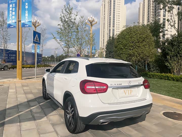 Mercedes-Benz GLA 2016 GLA 220 4 MATIC — фото 8
