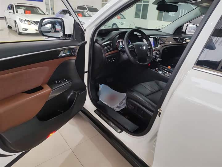 Trumpchi GS8 2017 320 T 2 WD ( ) — фото 16
