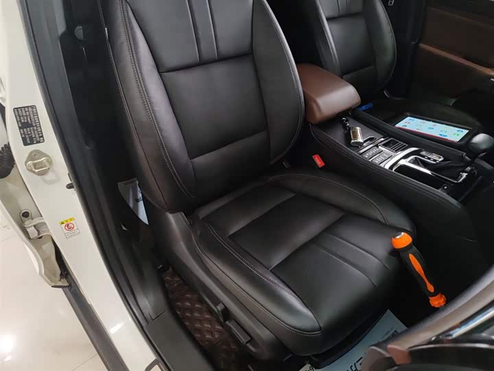 Trumpchi GS8 2017 320 T 2 WD ( ) — фото 25