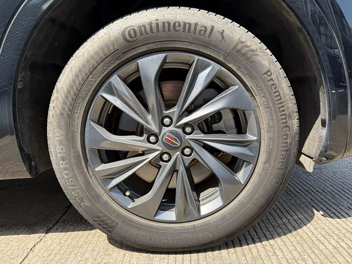 Hongqi HS5 2023 2.0 T Pro — фото 16