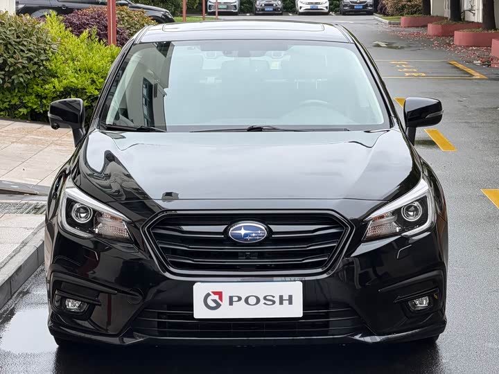 Subaru Legacy — фото 2