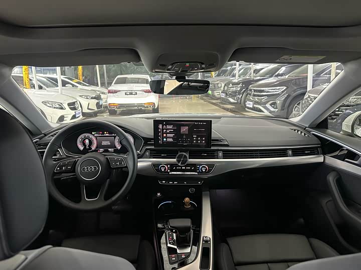 Audi A5 2024 Sportback 40 TFSI — фото 9