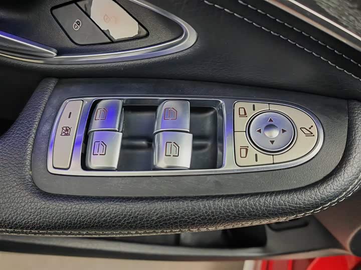 Mercedes-Benz C-Class 2015 C 200 L 4 MATIC — фото 9