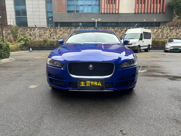 Jaguar XEL 2019 2.0 T 200 PS — фото 2