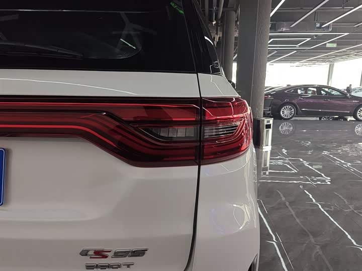 Changan CS95 2019 2.0 T 2 WDLuxury — фото 8