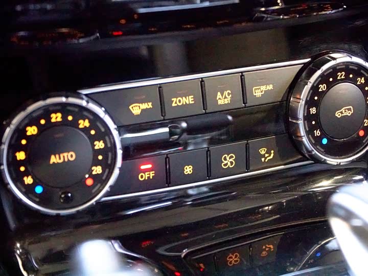 Mercedes-Benz G-Class 2013 G 500 — фото 18
