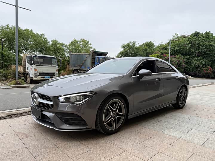 Mercedes-Benz CLA — фото 1