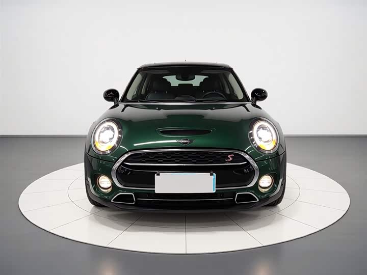MINI Clubman — фото 3