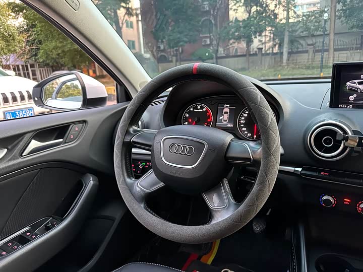 Audi A3 2015 Limousine 35 TFSI MT — фото 16