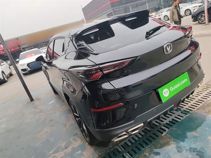 Changan UNI-T 2020 1.5 T Flagship — фото 5