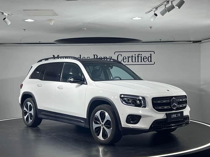 Mercedes-Benz GLB 2023 GLB 220 4 MATIC — фото 3